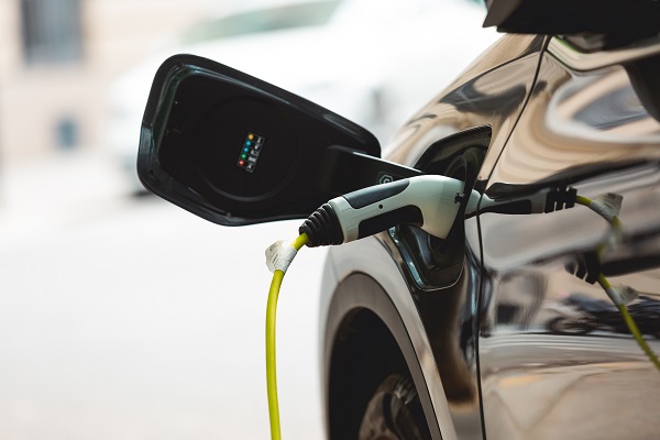 L'importance des bornes de recharge pour véhicules électriques en copropriété