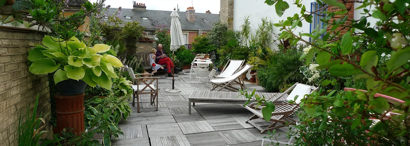 Créer une terrasse sommitale : avantages et inconvénients
