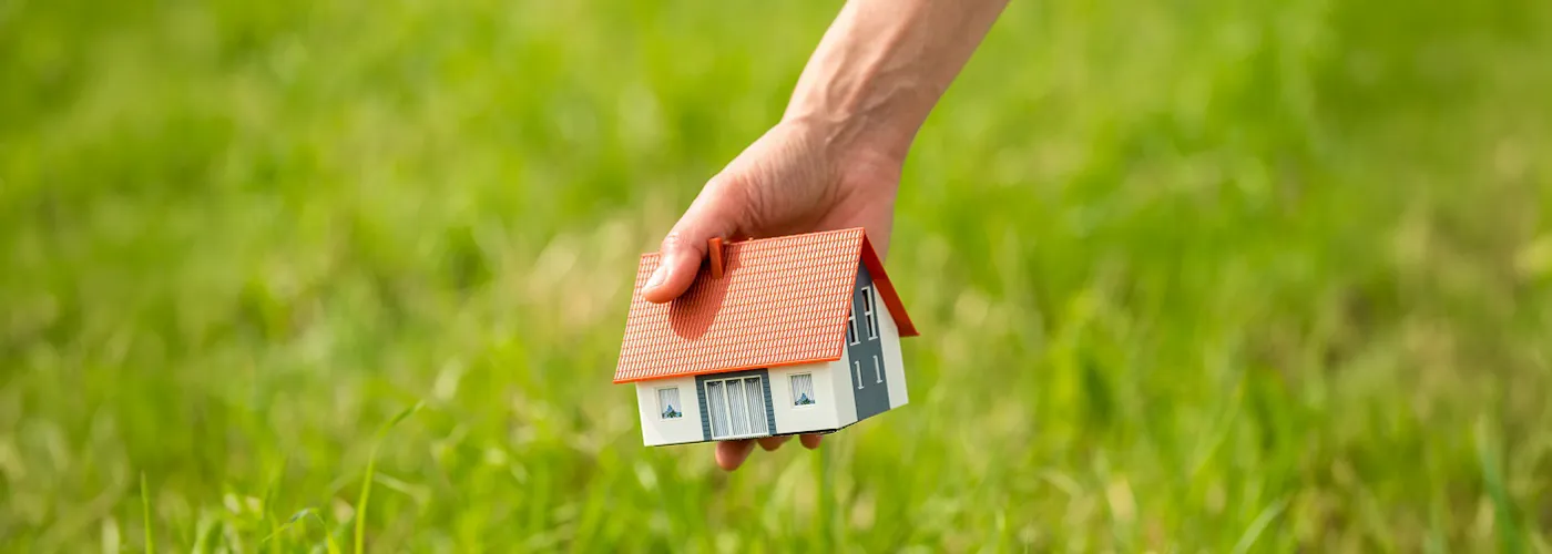 Évaluation de la valeur d’un terrain : quatre critères à retenir