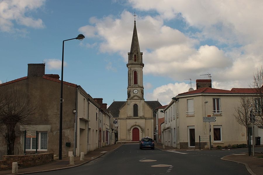 Perion Realisations Programmes Neufs Et Terrains A Batir Dans Le Grand Ouest W1147 Landreau6 Eglise Derueboutillierdelisle 58415